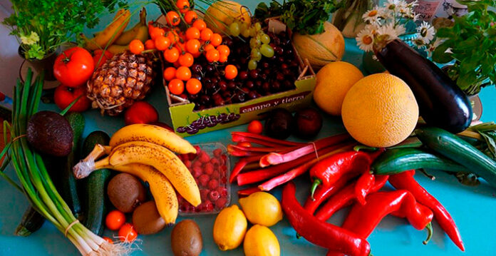 Bodegon frutas y verduras