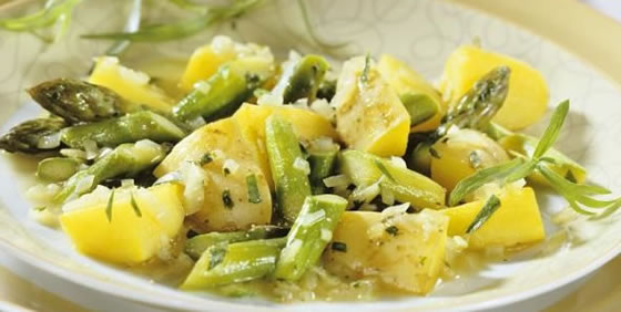 ensalada-de-patatas-con-esparragos