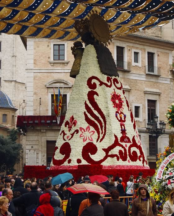 Flores frescas en las Fallas Flores frescas en las Fallas