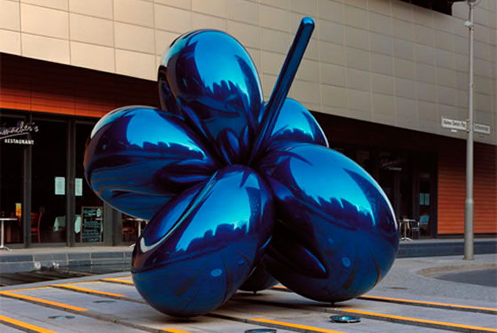 Jeff Koons – Balloon Flower (blue)