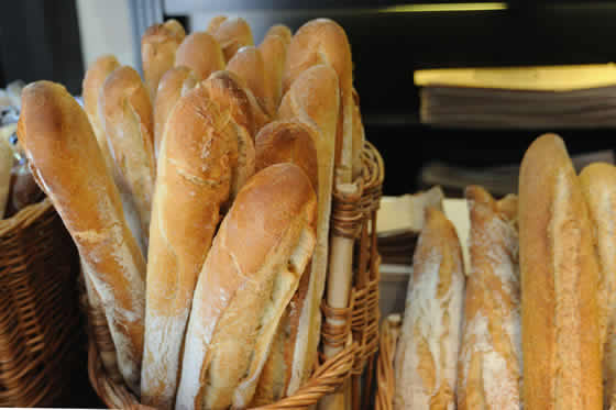pan convencional basado en trigo con gluten