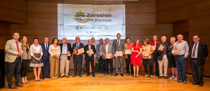 La fiesta del suelo en la III entrega de los Premios Zerosion