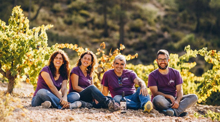 Ana, Iván, José y Silvia son los propietarios de Bodegas Gratias